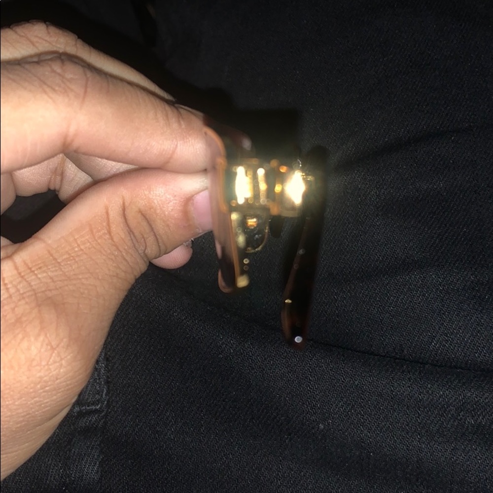 Some glasses - Picture 2 of 5